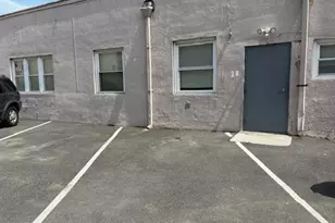 40 Burlews Ct, Hackensack, NJ 07601 - Photo 1