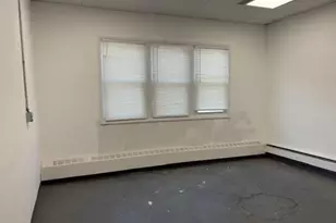 40 Burlews Ct, Hackensack, NJ 07601 - Photo 3