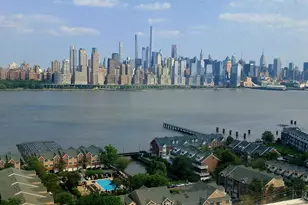 7000 Blvd E, Guttenberg, NJ 07093 - Photo 7