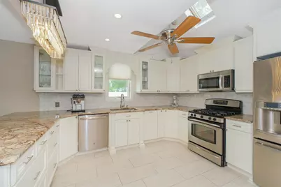 122 Village Circle East, Paramus, NJ 07652 - Photo 15