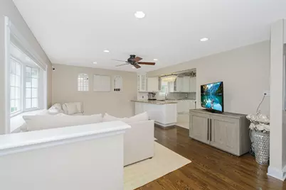 122 Village Circle East, Paramus, NJ 07652 - Photo 7