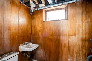 168 Humphrey Ave, Bayonne, NJ 07002 - Photo 17