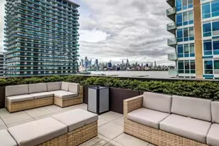 2 Shore Ln, Jersey City, NJ 07310 - Photo 31