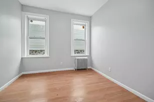 130 Wilkinson Ave, Jersey City, NJ 07305 - Photo 13