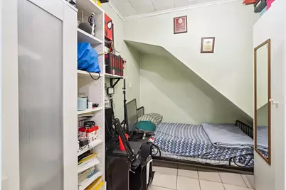 92 Hutton St, Jersey City, NJ 07307 - Photo 9