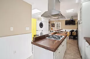 92 Hutton St, Jersey City, NJ 07307 - Photo 13