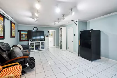 92 Hutton St, Jersey City, NJ 07307 - Photo 7