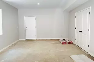 84 Logan Ave, Jersey City, NJ 07306 - Photo 17