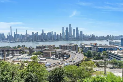 55 Hackensack Plank Rd, Weehawken, NJ 07086 - Photo 17