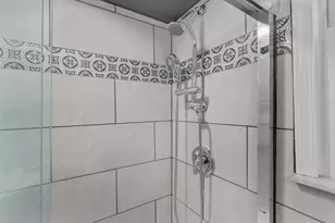 131 W 10th St, Bayonne, NJ 07002 - Photo 33