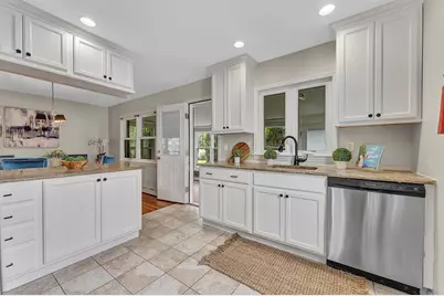 34 Carline Dr, Clifton, NJ 07013 - Photo 9