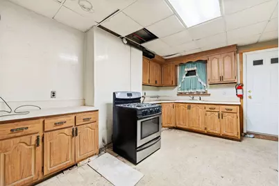 95.5 Orient Ave, Jersey City, NJ 07305 - Photo 7