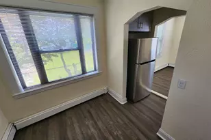 432 Broad Ave, Ridgefield, NJ 07657 - Photo 3