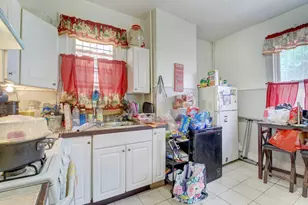 220 Wegman Pkwy, Jersey City, NJ 07305 - Photo 9