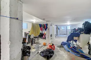 220 Wegman Pkwy, Jersey City, NJ 07305 - Photo 17