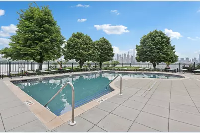 7400 River Rd #409, North Bergen, NJ 07047 - Photo 25