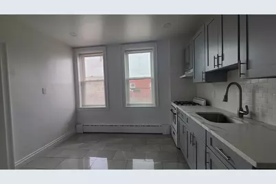 297 Griffith St #3, Jersey City, NJ 07307 - Photo 5