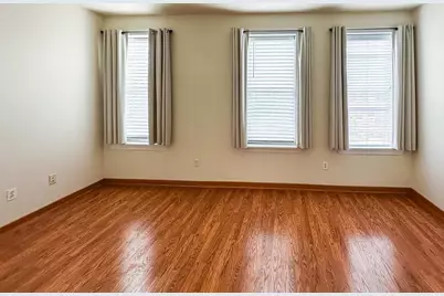 394 Woodlawn Ave #2, Jersey City, NJ 07305 - Photo 5