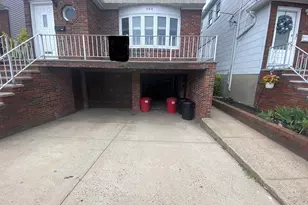 164 W 18th St, Bayonne, NJ 07002 - Photo 3