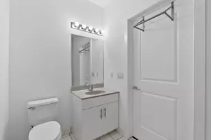 172 Culver Ave, Jersey City, NJ 07305 - Photo 7