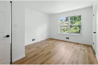 206 Ash Ct, South Brunswick Township, NJ 08852 - Photo 19