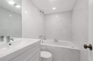 100 Manhattan Ave, Union City, NJ 07087 - Photo 23