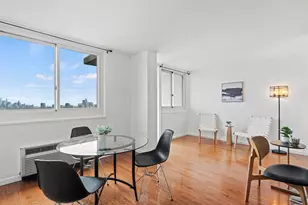 100 Manhattan Ave, Union City, NJ 07087 - Photo 15