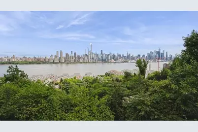 6309 Blvd East #34, West New York, NJ 07093 - Photo 21