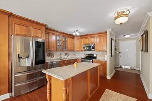 7002 Blvd E, Guttenberg, NJ 07093 - Photo 3