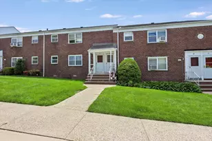 461 Heath Pl, Hackensack, NJ 07601 - Photo 1