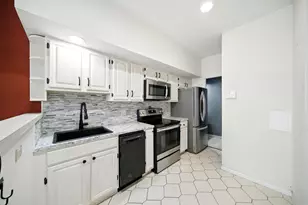 224 48th St, Union City, NJ 07087 - Photo 1