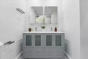 292 Whiton St, Jersey City, NJ 07304 - Photo 13