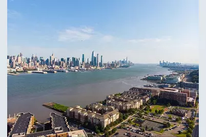 6010 Blvd East #82, West New York, NJ 07093 - Photo 27