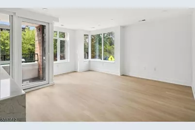 14 Lincoln Pl #208, Madison, NJ 07940 - Photo 17