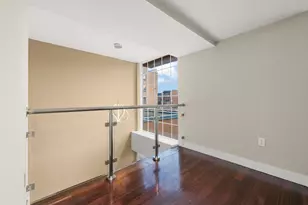 312 Franklin Ct, Edgewater, NJ 07020 - Photo 5