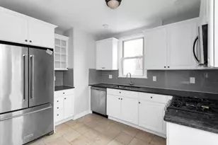 334 Webster Ave, Jersey City, NJ 07307 - Photo 3