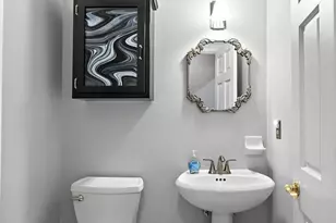 205 Shearwater Ct W, Jersey City, NJ 07305 - Photo 9