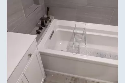 32 Storms Ave, Jersey City, NJ 07306 - Photo 7