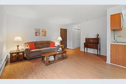 56 68th St #Apt. 8, Guttenberg, NJ 07093 - Photo 3