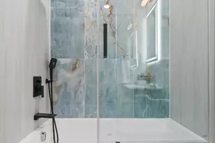 231 Clinton Ave, Jersey City, NJ 07304 - Photo 17