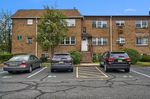 15 College Dr, Edison, NJ 08817 - Photo 23