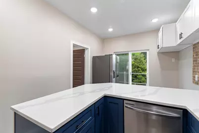 99 West 50th St, Bayonne, NJ 07002 - Photo 17