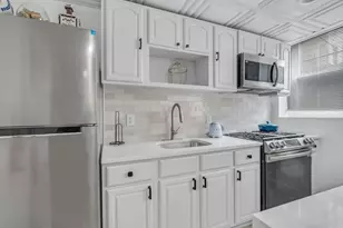 133 73rd St, North Bergen, NJ 07047 - Photo 9