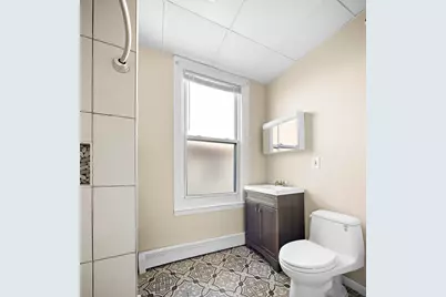 17 Linden St #2, Bayonne, NJ 07002 - Photo 9