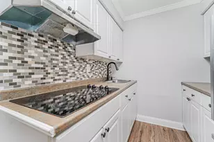 83 68th St, Guttenberg, NJ 07093 - Photo 7