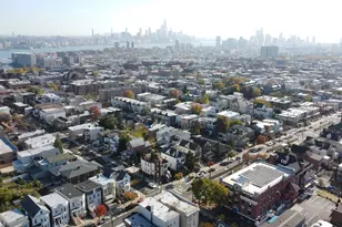 702 17th St, Union City, NJ 07087 - Photo 9