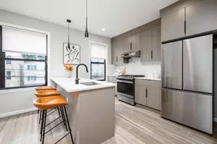 70 Bowers St, Jersey City, NJ 07307 - Photo 3