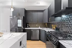 64 Lincoln St, Jersey City, NJ 07307 - Photo 7