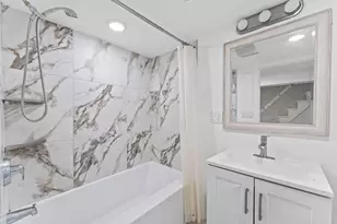 64 Lincoln St, Jersey City, NJ 07307 - Photo 23