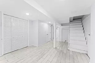 64 Lincoln St, Jersey City, NJ 07307 - Photo 17